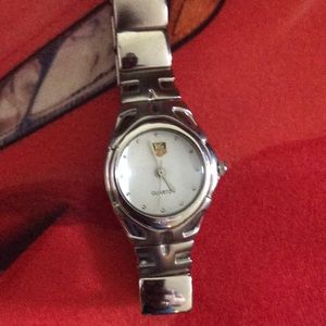 Tag heuer ladies watch.